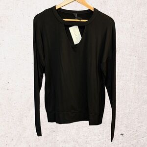 Bobi Black Fine-Knit Crew Neck Sweater